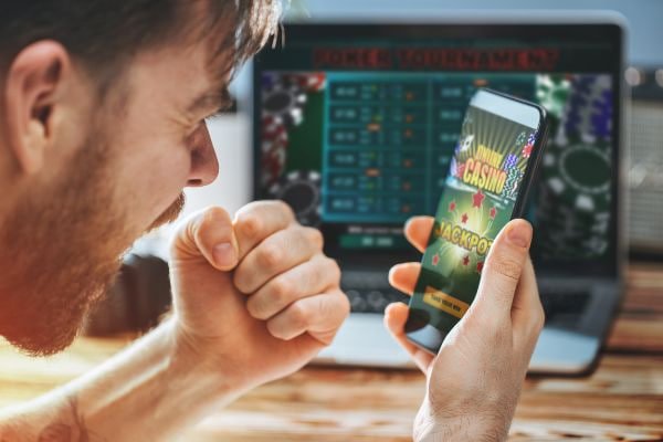 Berbagai jenis slot online di cina77 termasuk video slot dan jackpot progresif